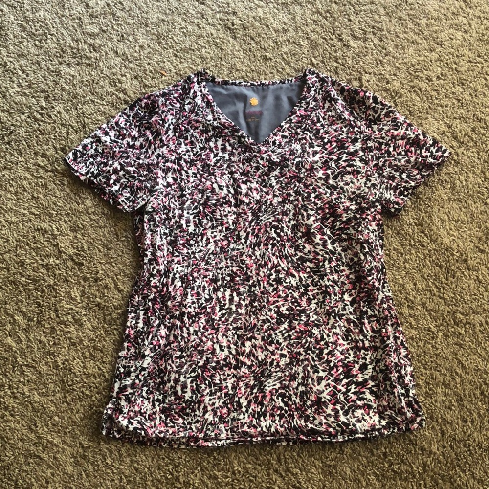 Scrub top